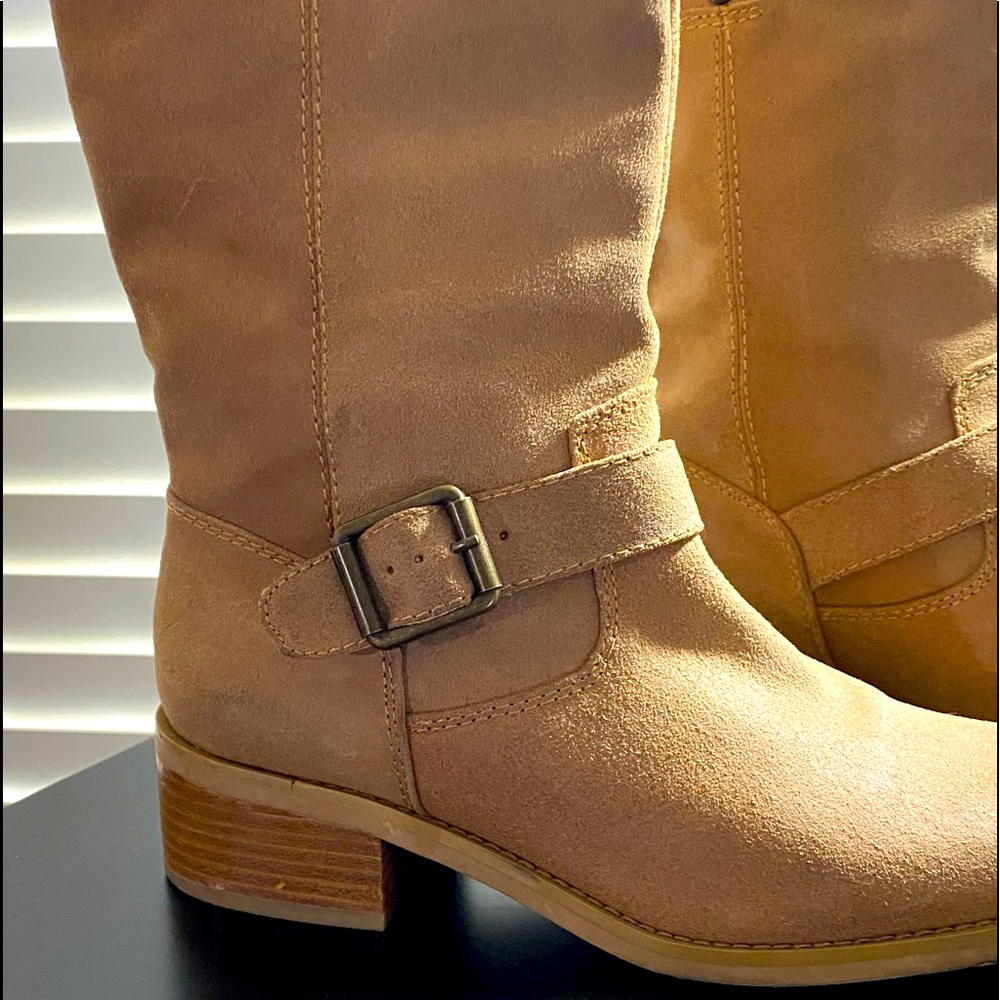 Super comfortable real suede calf high boots